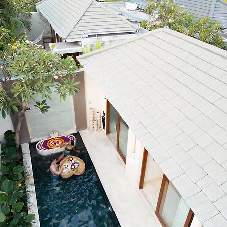 Astera Villa Seminyak By Ini Vie Hospitality Esterno foto