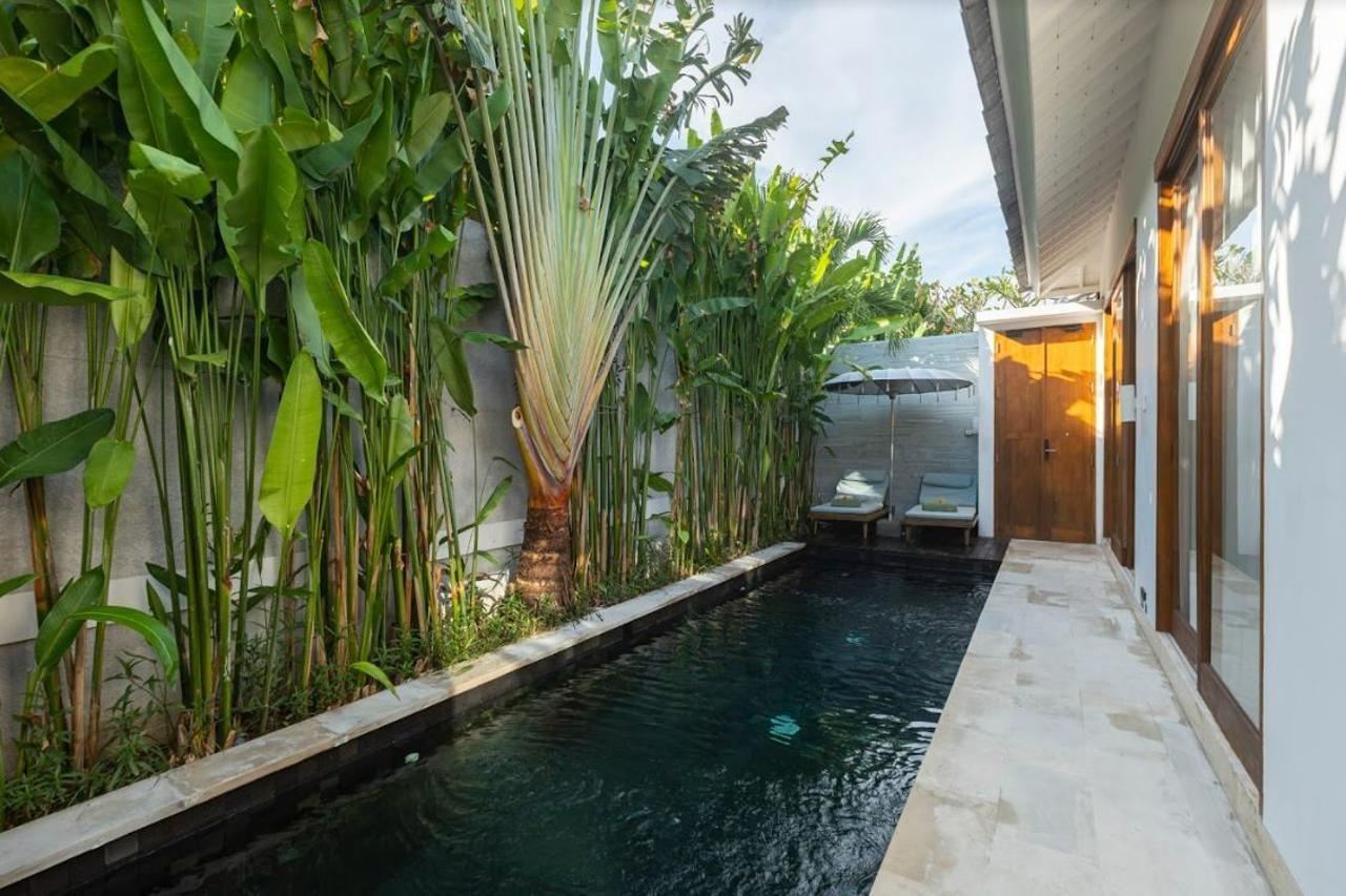 Astera Villa Seminyak By Ini Vie Hospitality Esterno foto