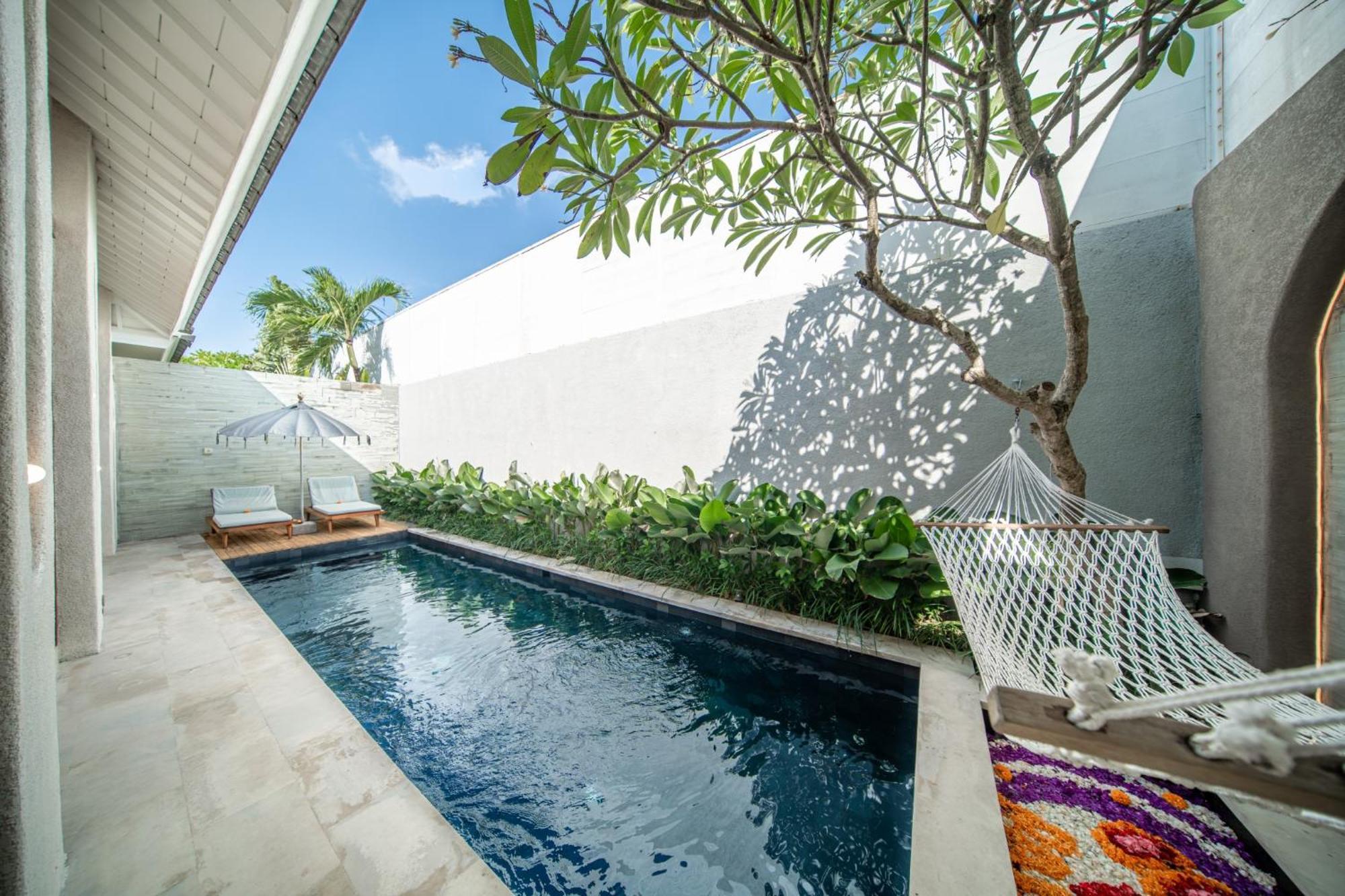 Astera Villa Seminyak By Ini Vie Hospitality Esterno foto