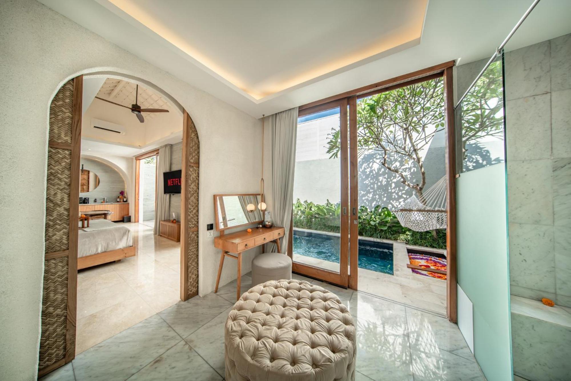 Astera Villa Seminyak By Ini Vie Hospitality Esterno foto