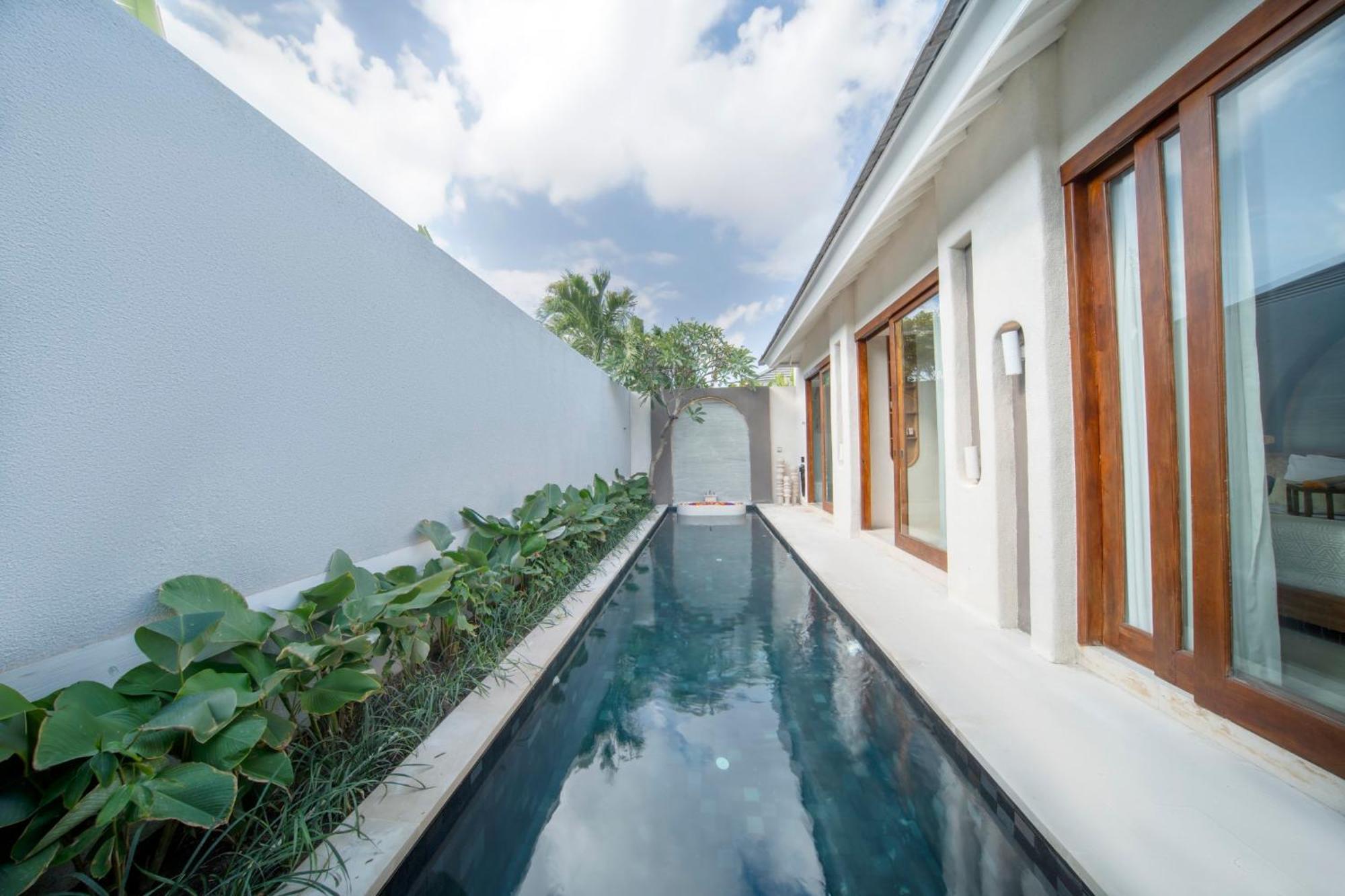 Astera Villa Seminyak By Ini Vie Hospitality Esterno foto